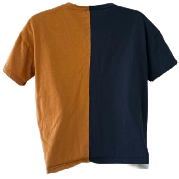 Streetwear Colorblock Split Graphic Tee — Size XS - Picture 4 of 7